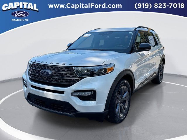 Certified 2024 Ford Explorer XLT w/ Equipment Group 202A