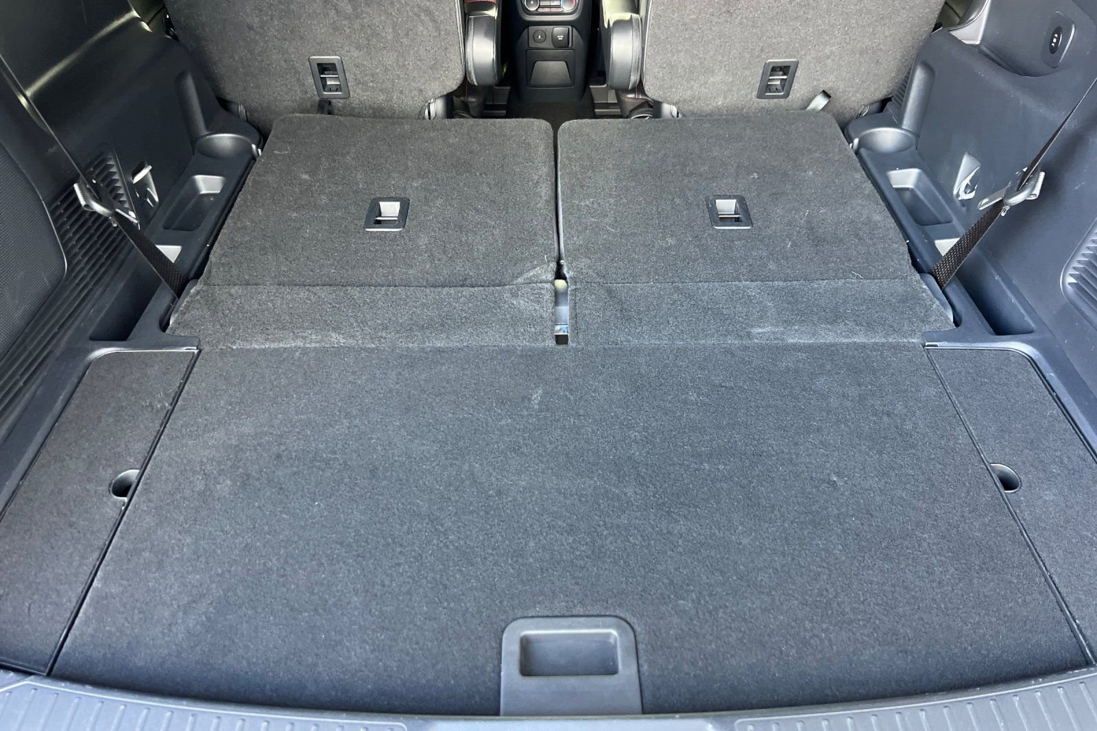 Certified 2025 Ford Explorer ST image 18