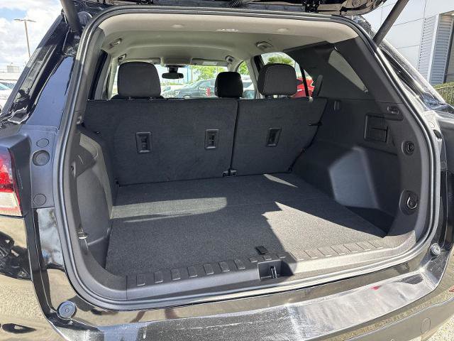Used 2024 Chevrolet Equinox LT image 28