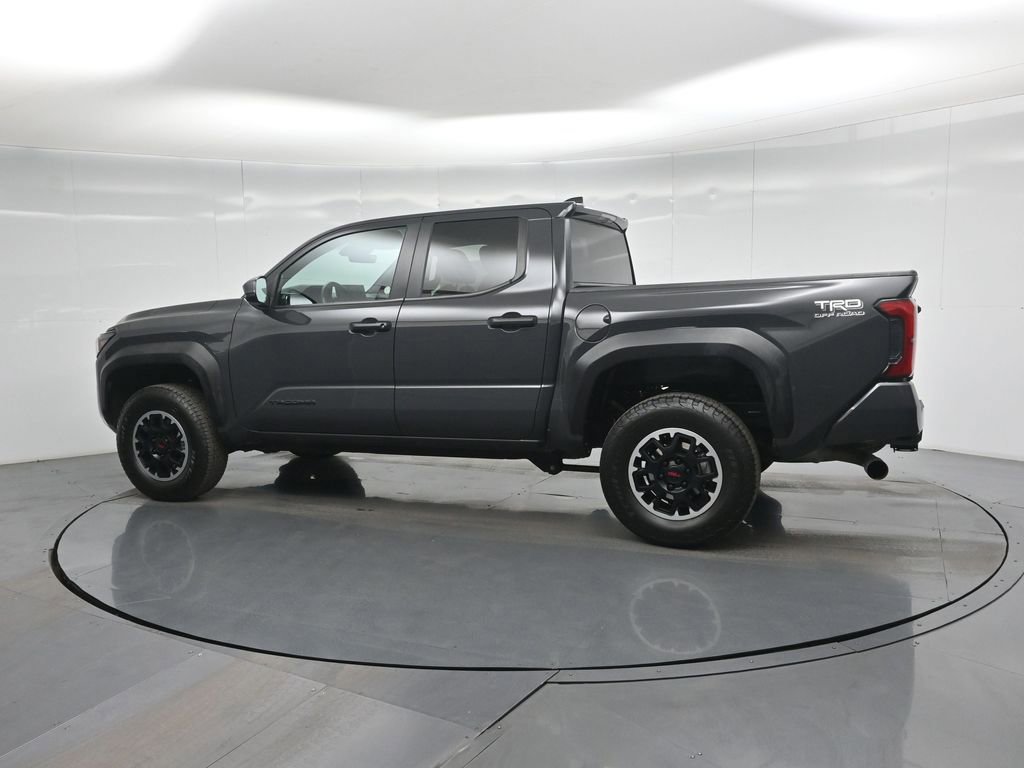 Used 2024 Toyota Tacoma TRD Off-Road image 18