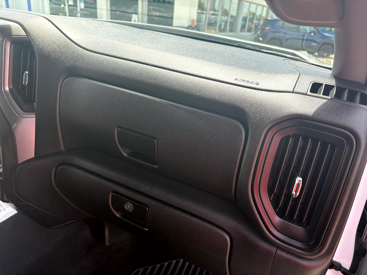 Used 2020 Chevrolet Silverado 1500 Custom w/ Custom Value Package image 51