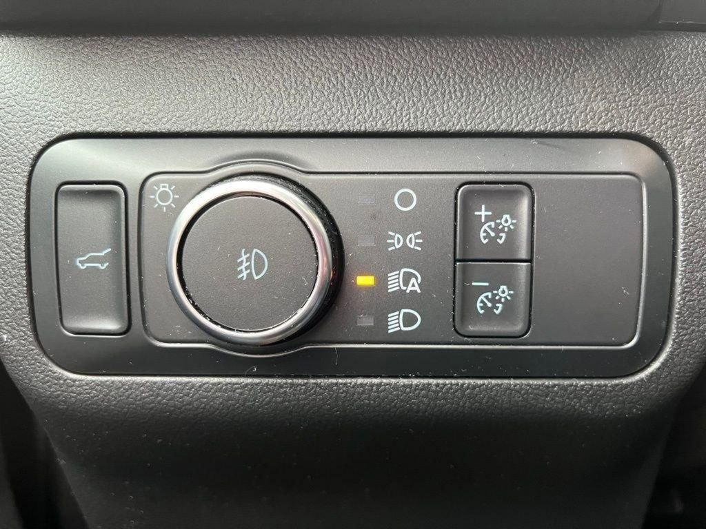 Certified 2022 Ford Escape SEL w/ SEL Stealth AWD Package image 23