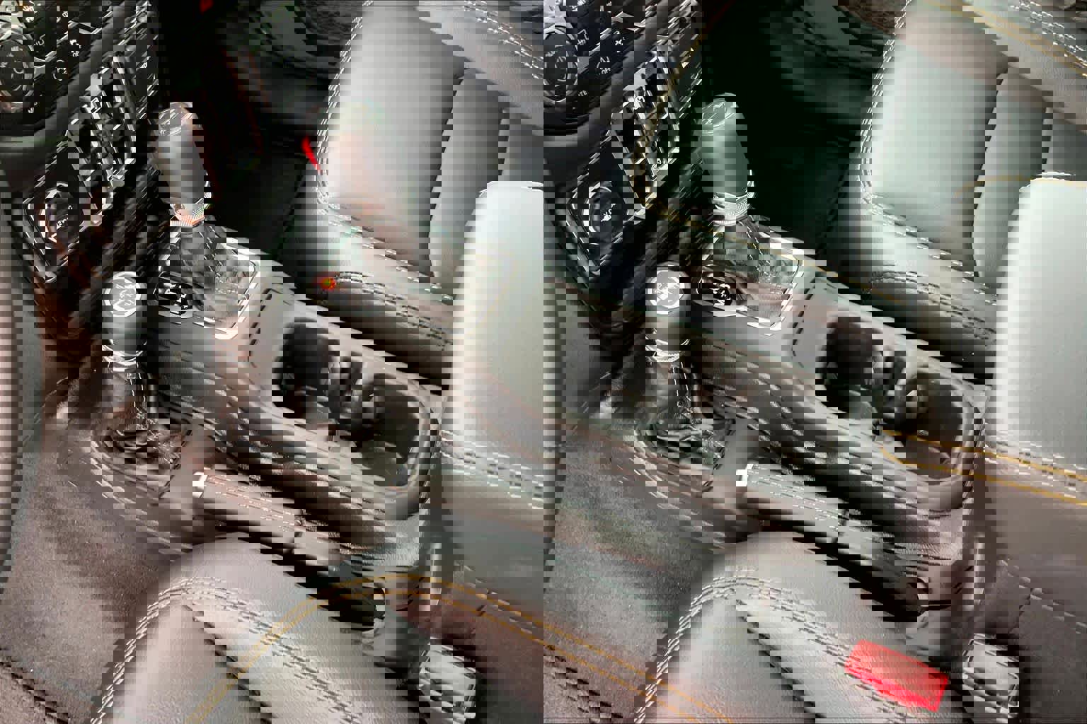 Used 2025 Jeep Gladiator Sport image 17