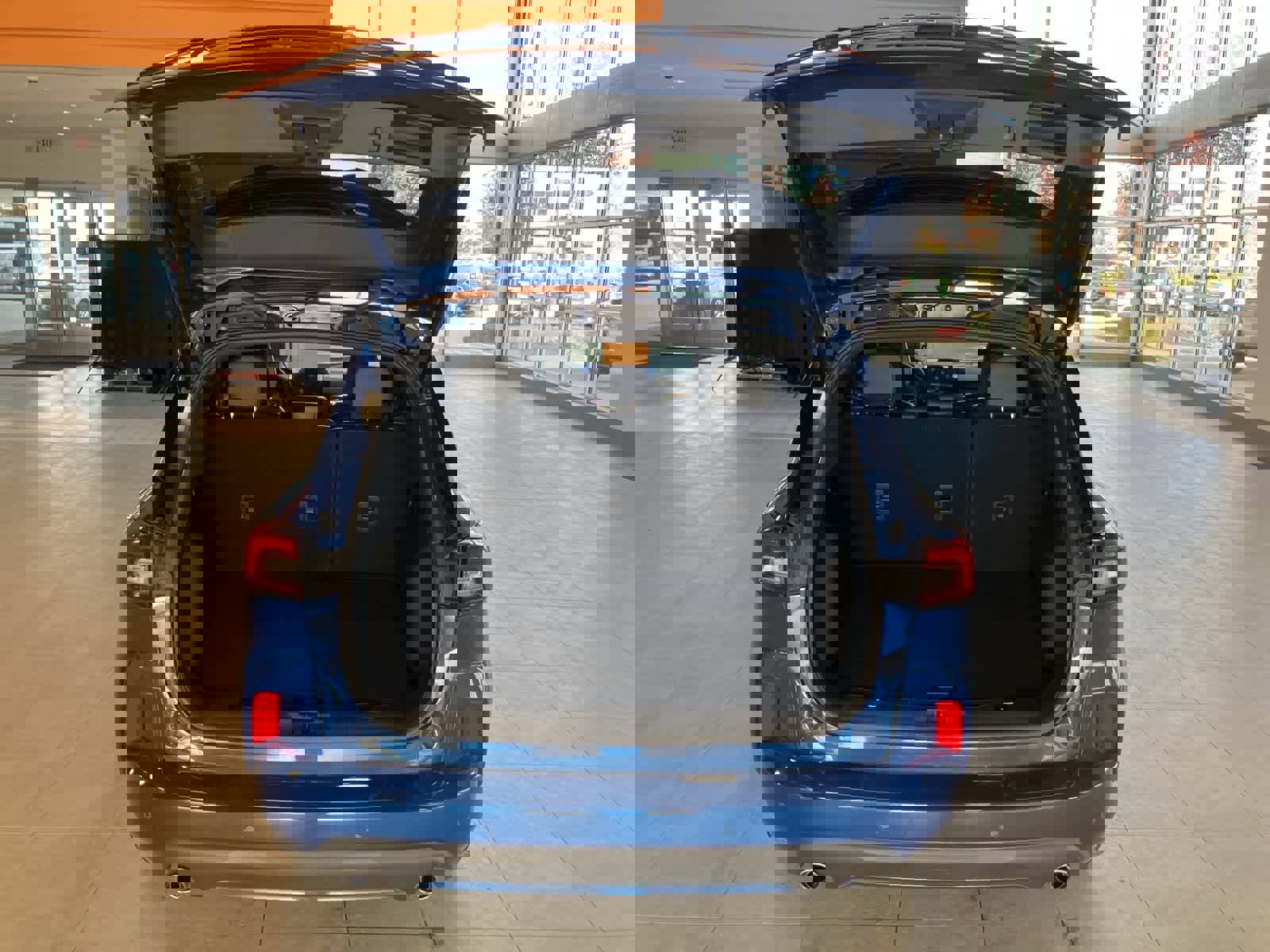 Certified 2023 Ford Escape ST-Line Elite w/ Premium Technology Package image 30