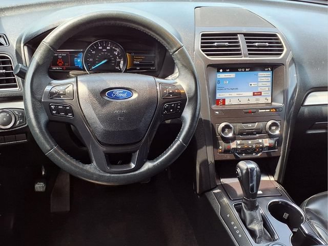 Certified 2019 Ford Explorer XLT w/ Equipment Group 202A AWD/4WD image 13