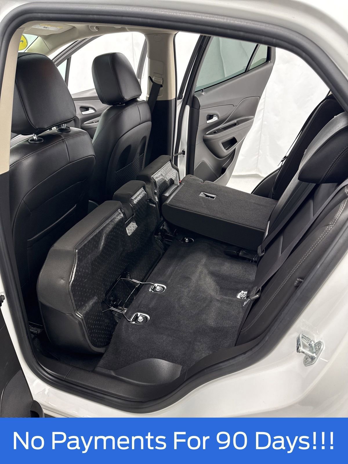 Used 2019 Buick Encore Essence image 41