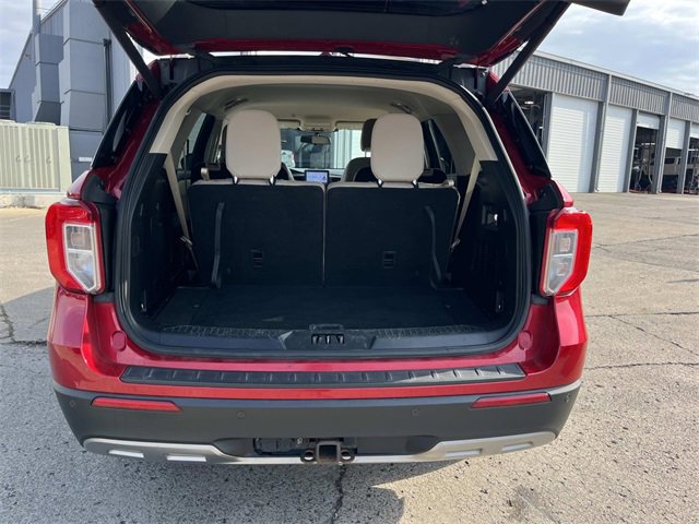 Certified 2021 Ford Explorer XLT w/ Equipment Group 202A image 12
