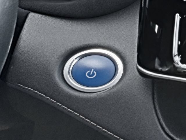 Used 2020 Toyota Highlander XLE AWD/4WD image 19