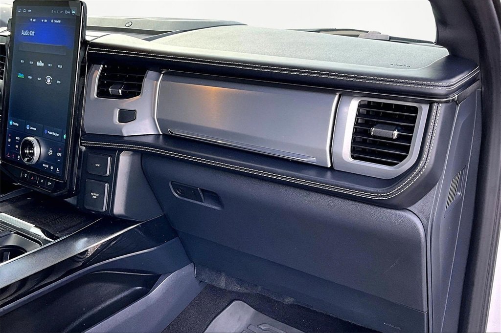 Certified 2022 Ford F150 Lightning Platinum image 17