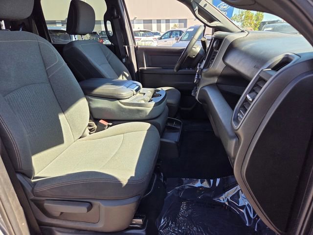 Used 2024 RAM 3500 Tradesman w/ Chrome Appearance Group image 30