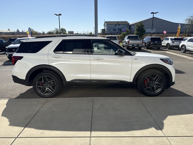 Certified 2025 Ford Explorer ST-Line w/ ST-Line Street Pack AWD/4WD image 6