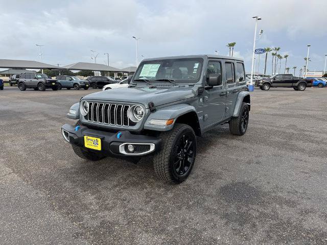 Used 2024 Jeep Wrangler Unlimited Sahara AWD/4WD image 8
