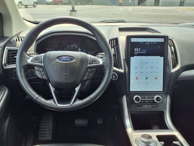 Certified 2022 Ford Edge SEL w/ Convenience Package AWD/4WD image 9