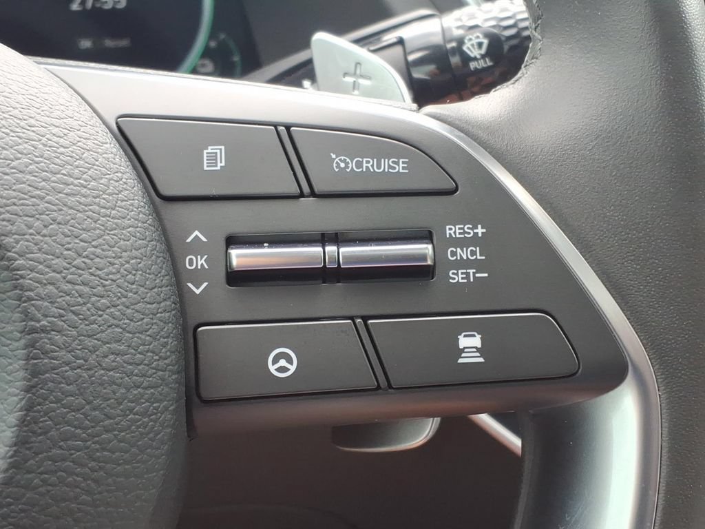 Used 2023 Hyundai Sonata Limited w/ Cargo Package FWD image 9
