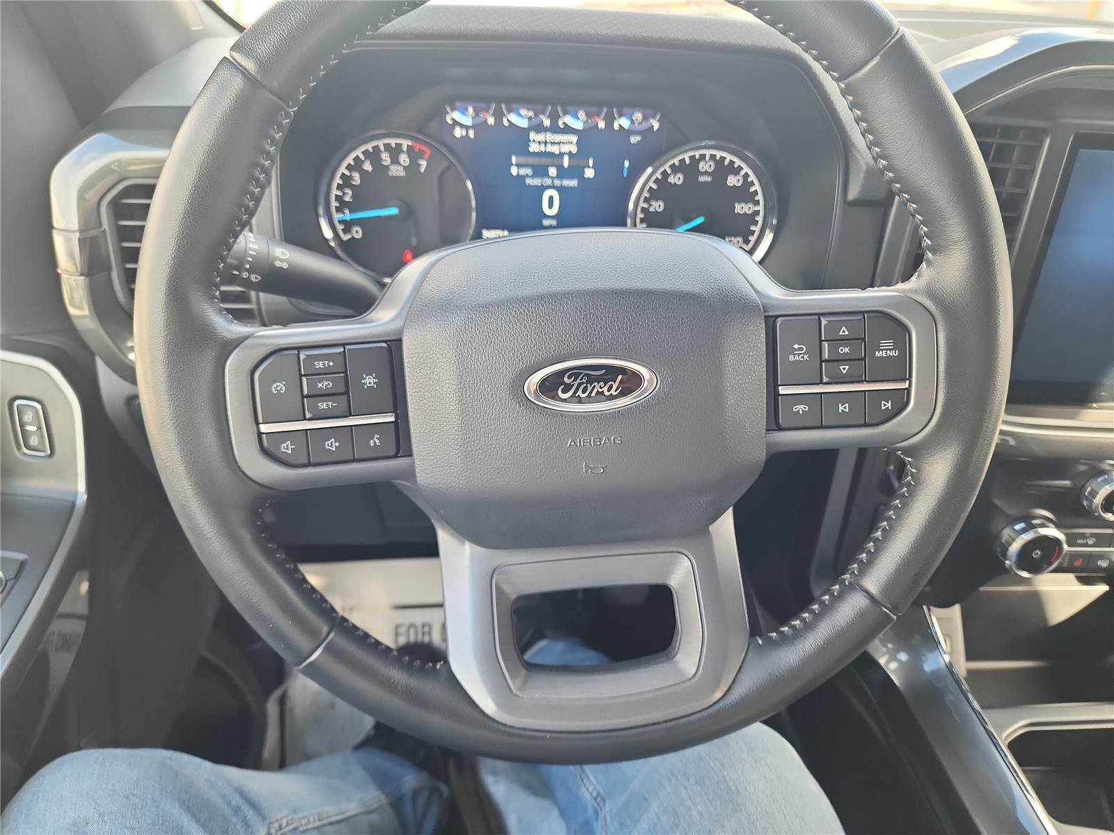 Certified 2022 Ford F150 XLT w/ Equipment Group 302A High image 31