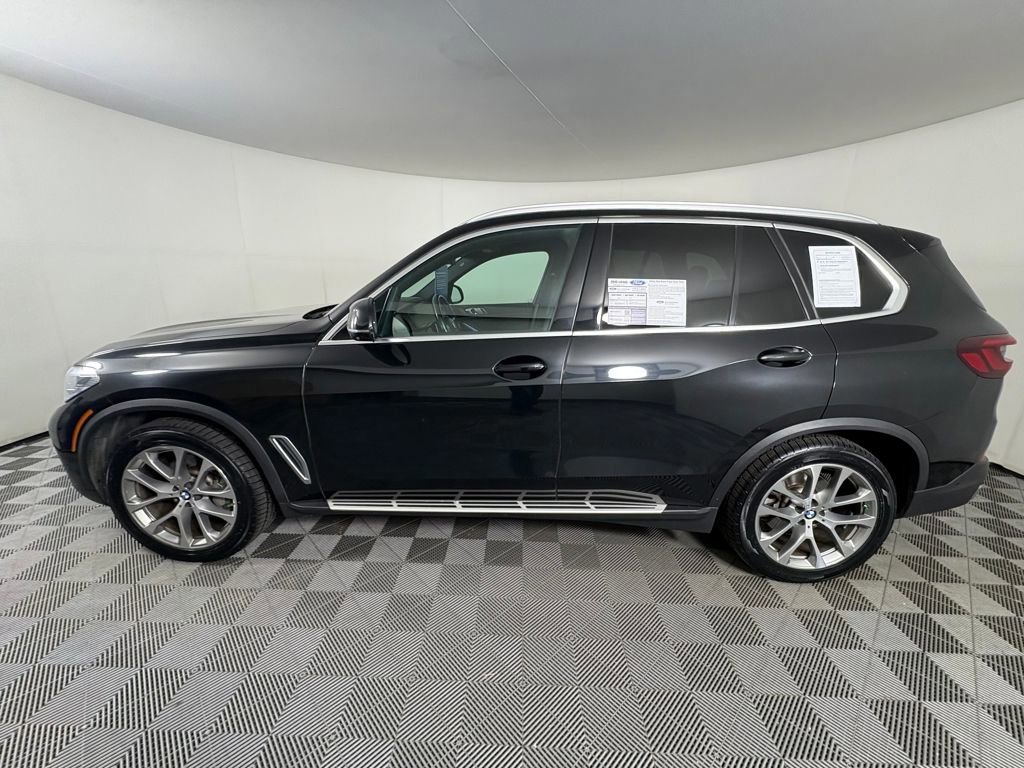 Used 2023 BMW X5 xDrive40i image 2