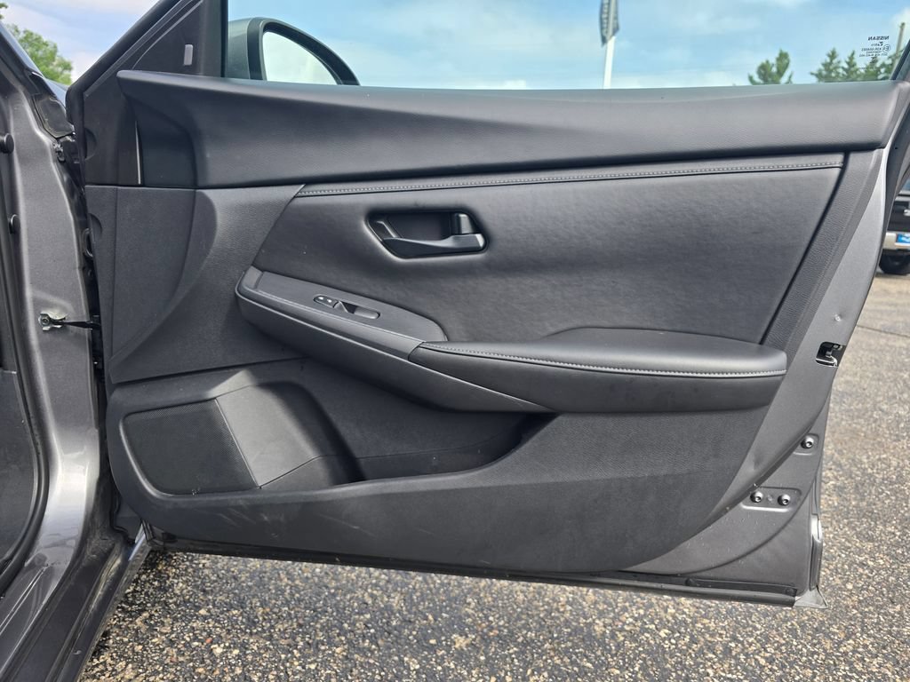Used 2024 Nissan Sentra S FWD image 16