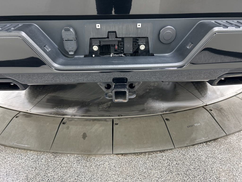 Used 2020 Chevrolet Silverado 1500 LT Trail Boss w/ Midnight Edition image 23