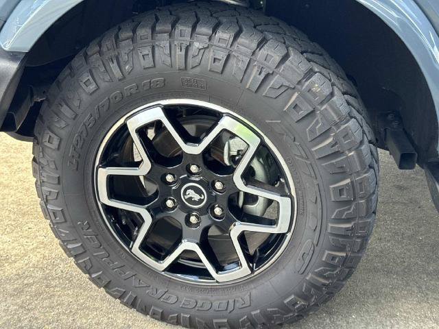 Certified 2025 Ford Bronco Outer Banks AWD/4WD image 4