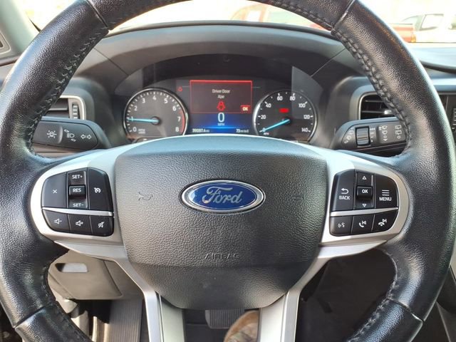 Certified 2022 Ford Explorer XLT w/ Equipment Group 202A image 26