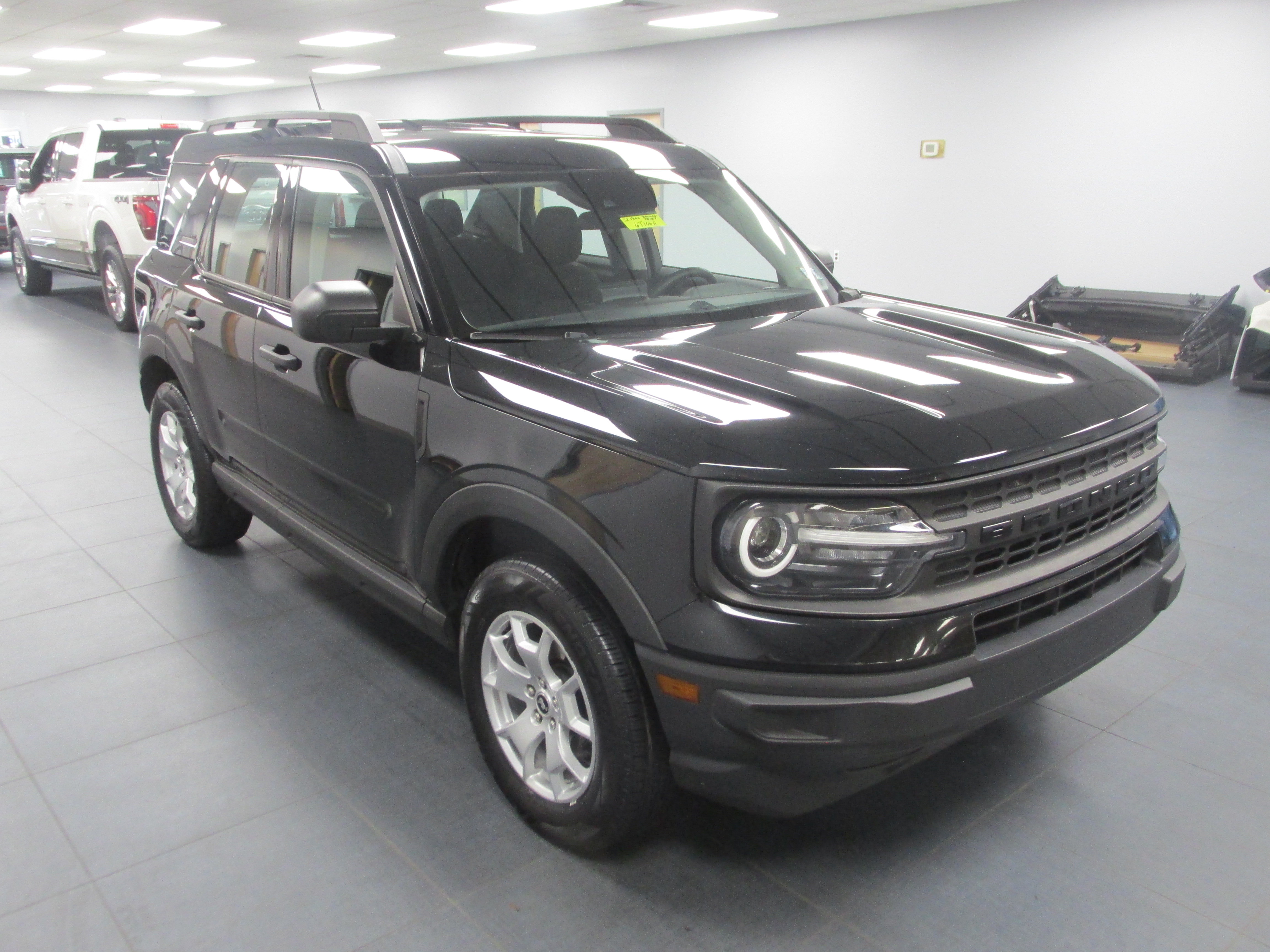 Certified 2022 Ford Bronco Sport AWD/4WD image 3