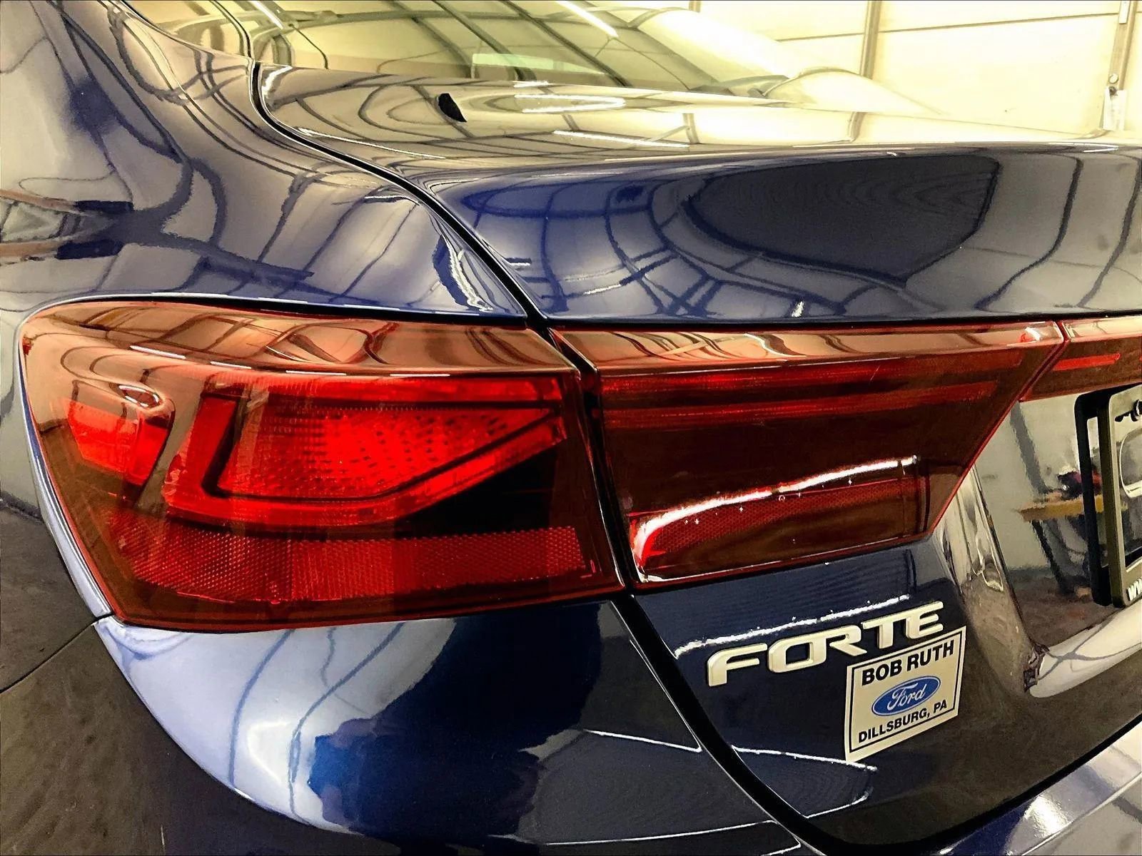 Used 2023 Kia Forte LXS FWD image 28