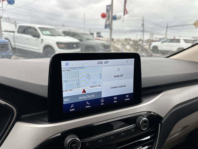 Certified 2020 Ford Escape SE image 24