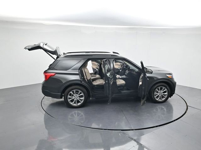 Certified 2024 Ford Explorer XLT w/ Equipment Group 202A image 46