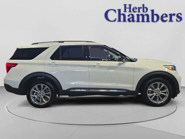 Certified 2023 Ford Explorer XLT w/ Equipment Group 202A AWD/4WD image 12
