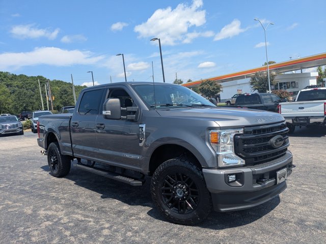 Certified 2022 Ford F250 XLT w/ Black Appearance Package AWD/4WD image 1