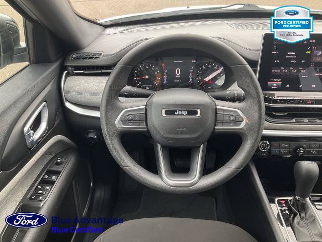 Used 2023 Jeep Compass Sport AWD/4WD image 7