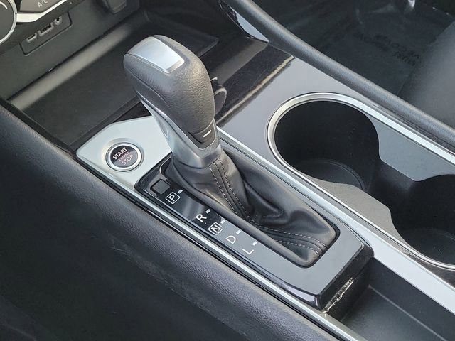 Used 2024 Nissan Altima 2.5 SV image 17