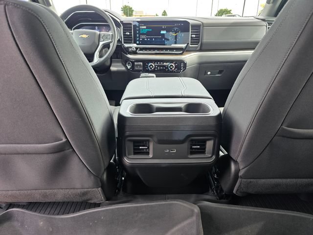Used 2024 Chevrolet Silverado 1500 LT AWD/4WD image 17