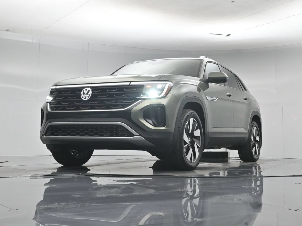Used 2026 Volkswagen Atlas Cross Sport SE FWD image 48
