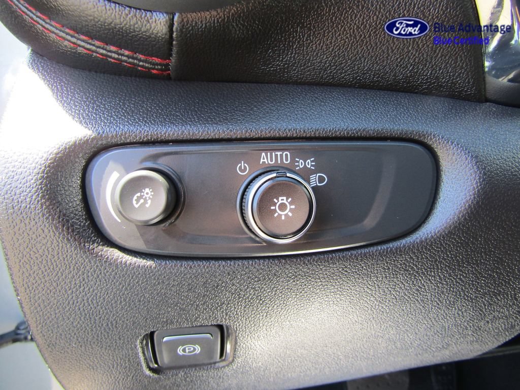 Used 2024 Chevrolet Blazer RS w/ Enhanced Convenience Package AWD/4WD image 31