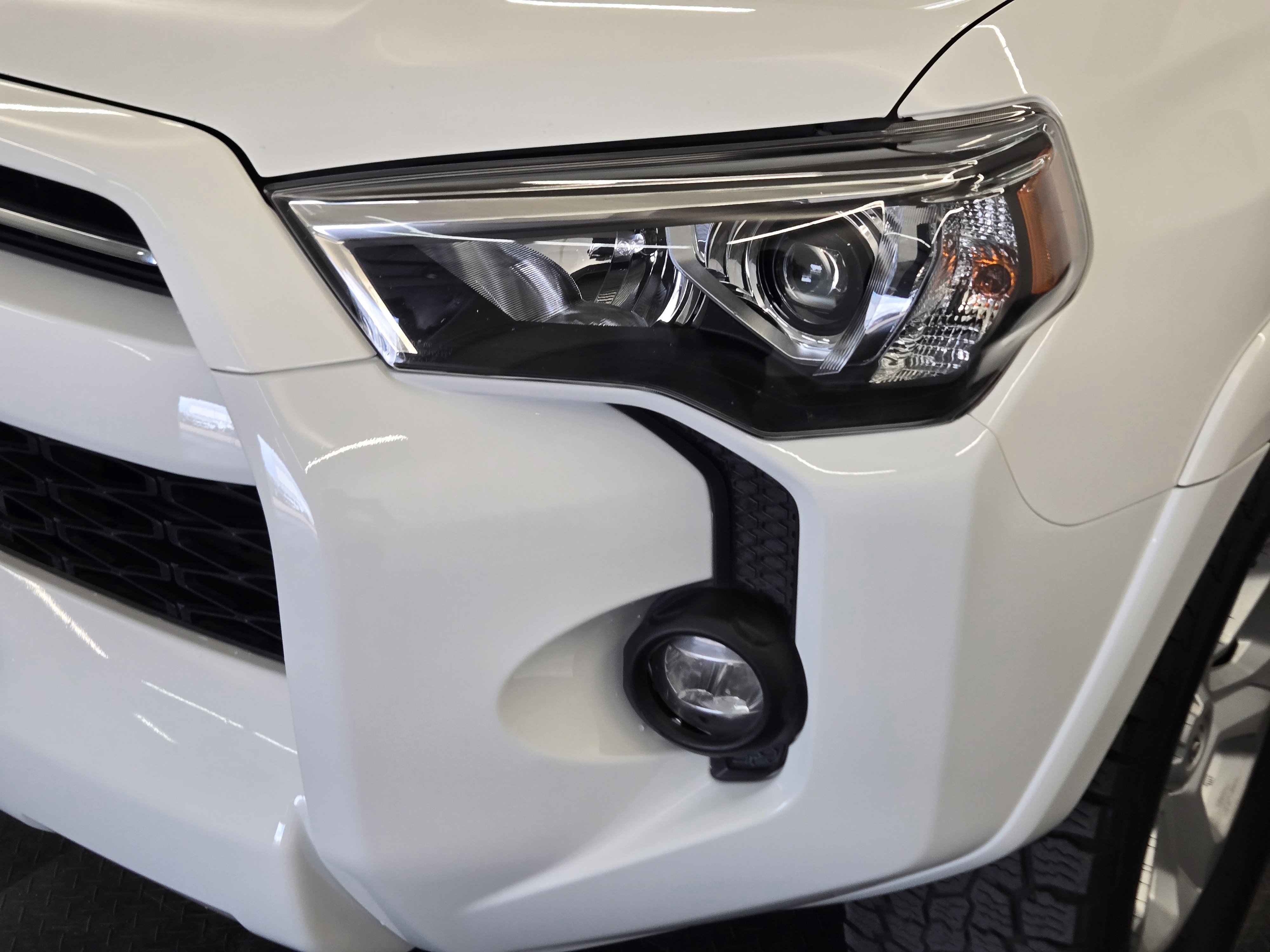Used 2021 Toyota 4Runner SR5 Premium image 8