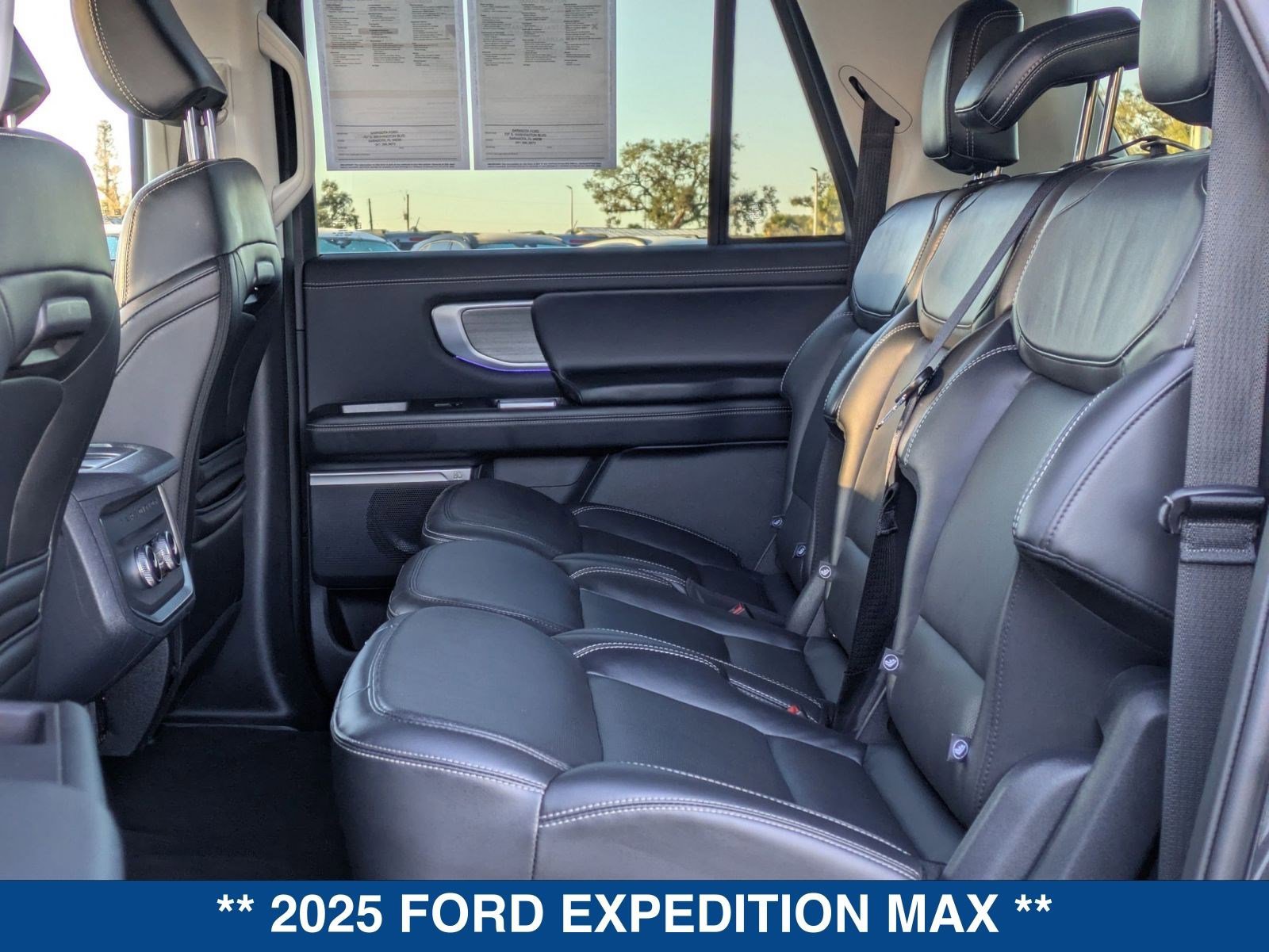 Certified 2025 Ford Expedition Max Platinum image 17