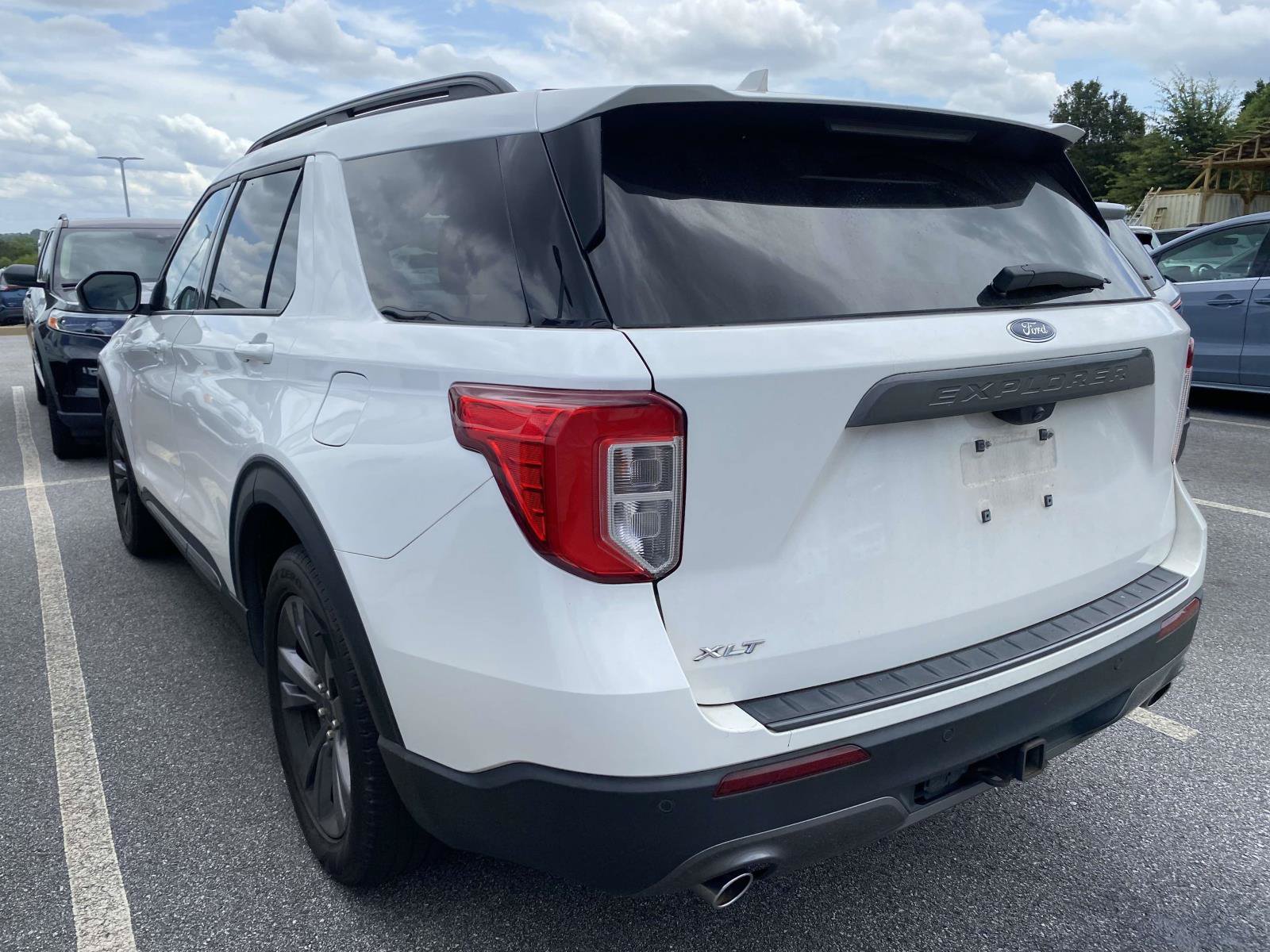 Certified 2023 Ford Explorer XLT w/ Equipment Group 202A RWD image 5