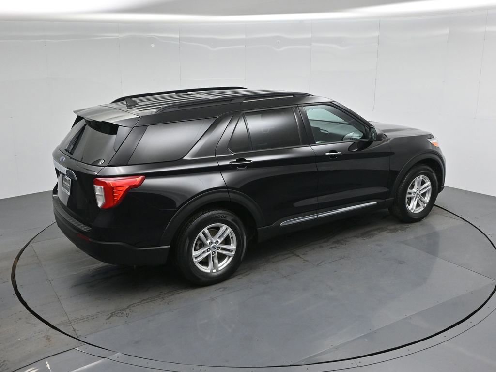 Certified 2022 Ford Explorer XLT image 13