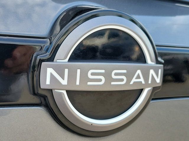 Used 2023 Nissan Pathfinder SV image 12