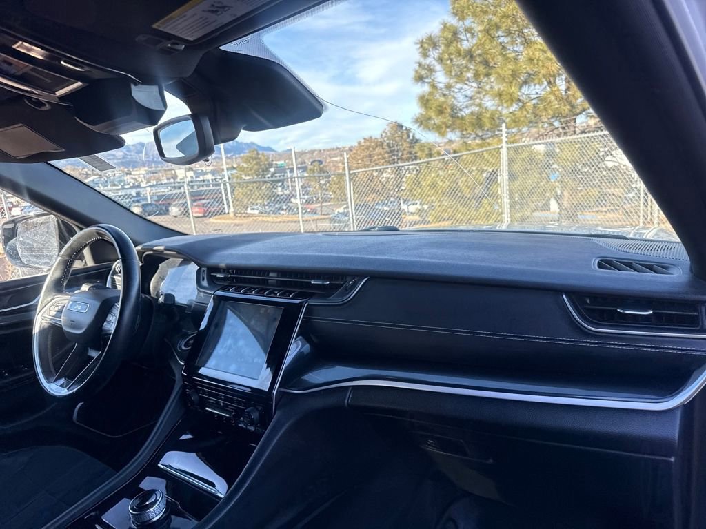 Used 2021 Jeep Grand Cherokee L Altitude image 32