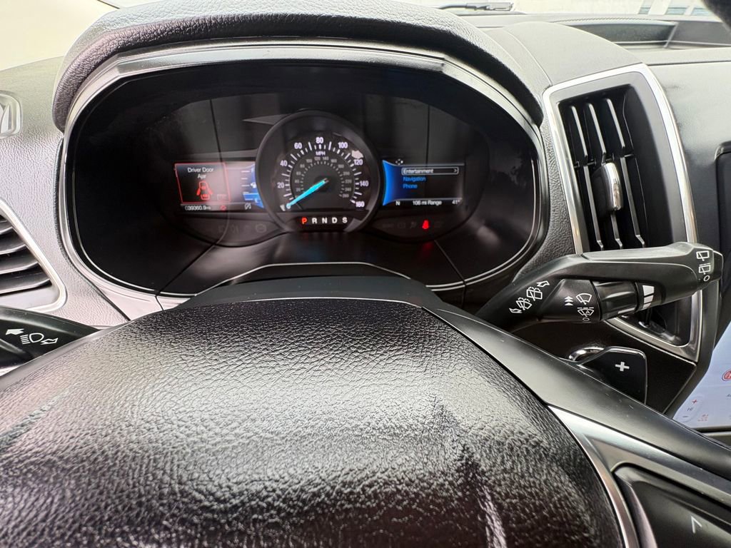 Certified 2022 Ford Edge Titanium w/ Equipment Group 301A image 17