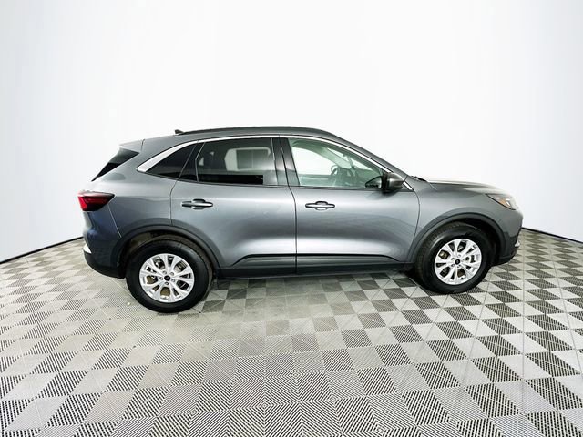 Certified 2023 Ford Escape Active w/ Tech Pack #2 image 6
