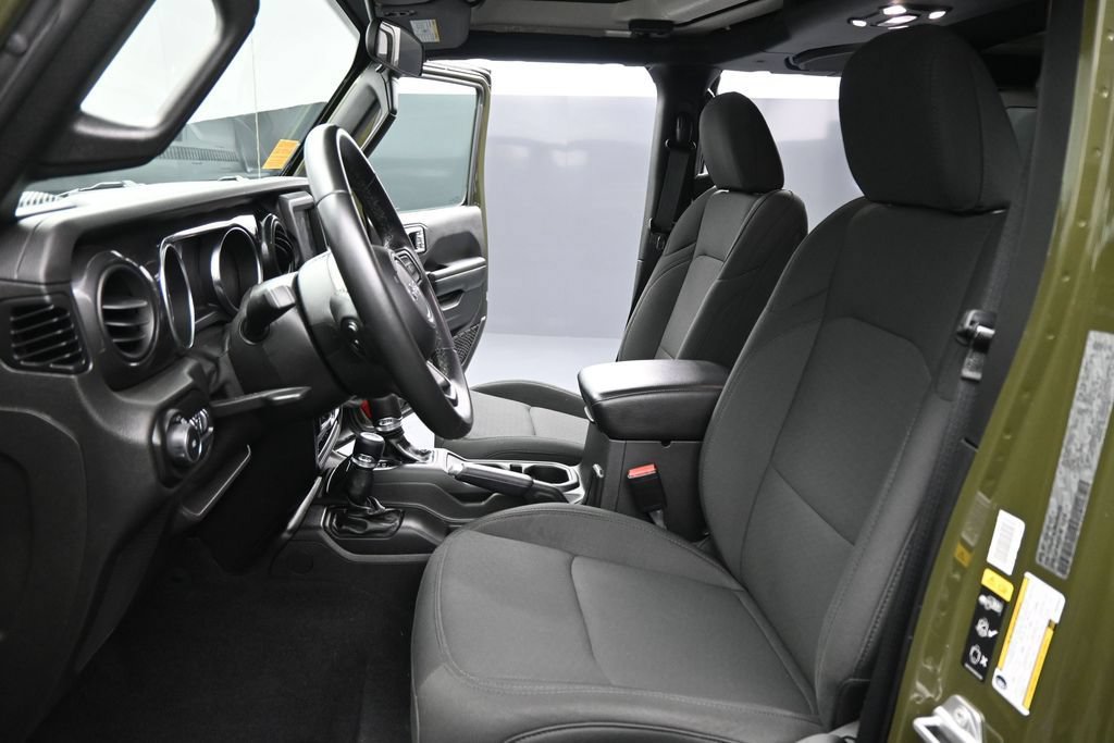 Used 2021 Jeep Wrangler Unlimited Sport AWD/4WD image 10