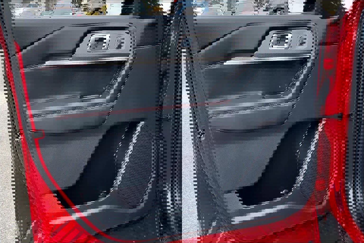 Certified 2025 Ford Explorer ST-Line w/ Premium Package image 21