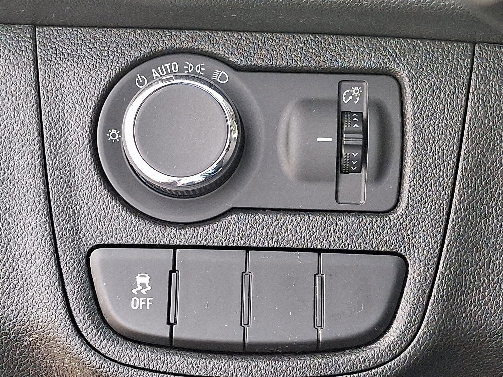 Used 2018 Chevrolet Spark LS image 23