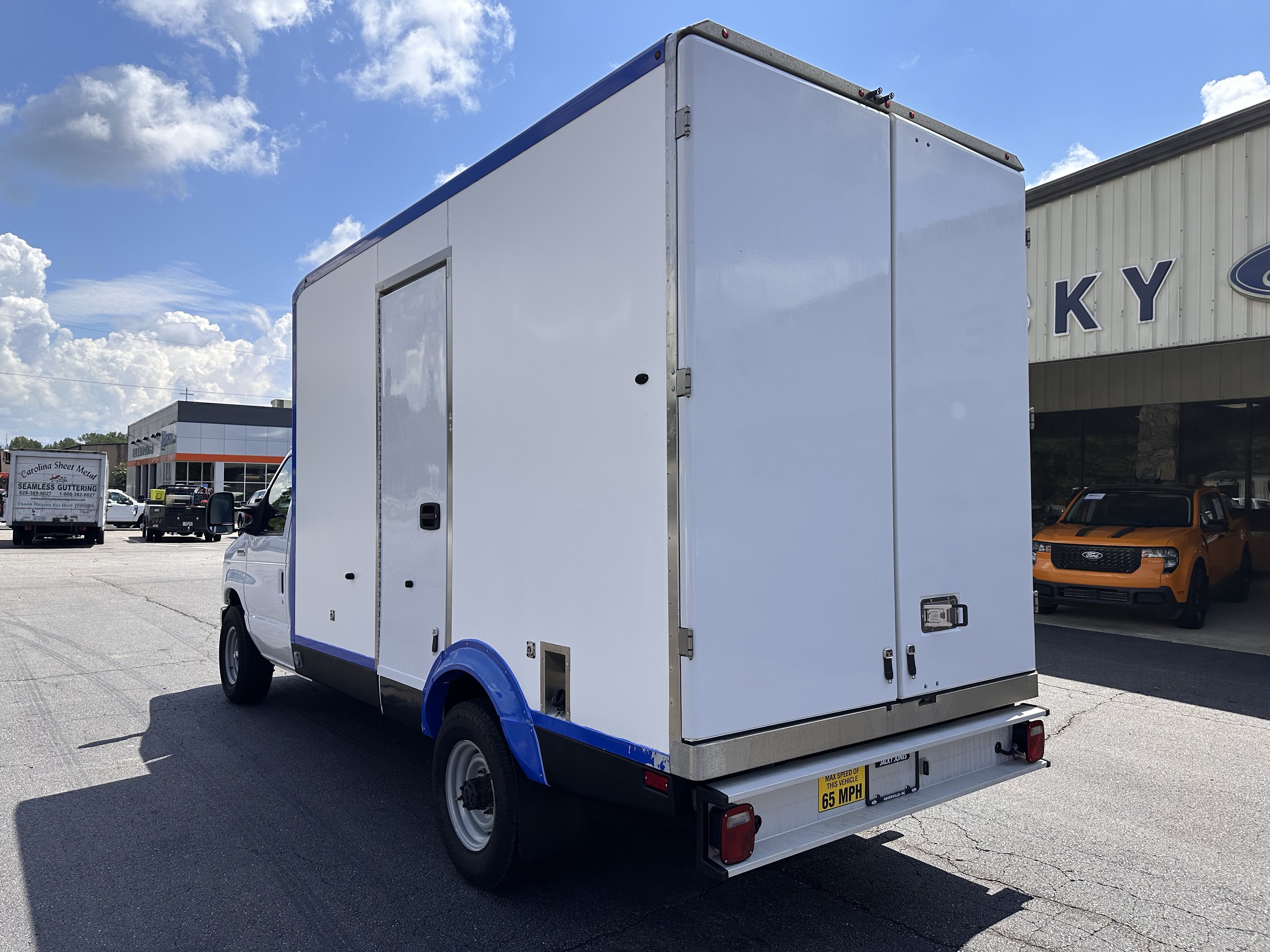 Certified 2024 Ford E-350 and Econoline 350 Super Duty w/ Power Windows & Locks Group RWD image 8