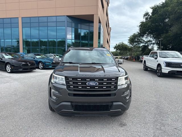 Certified 2017 Ford Explorer XLT w/ Equipment Group 202A FWD image 11