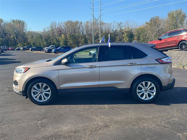 Certified 2020 Ford Edge Titanium w/ Equipment Group 301A FWD image 2