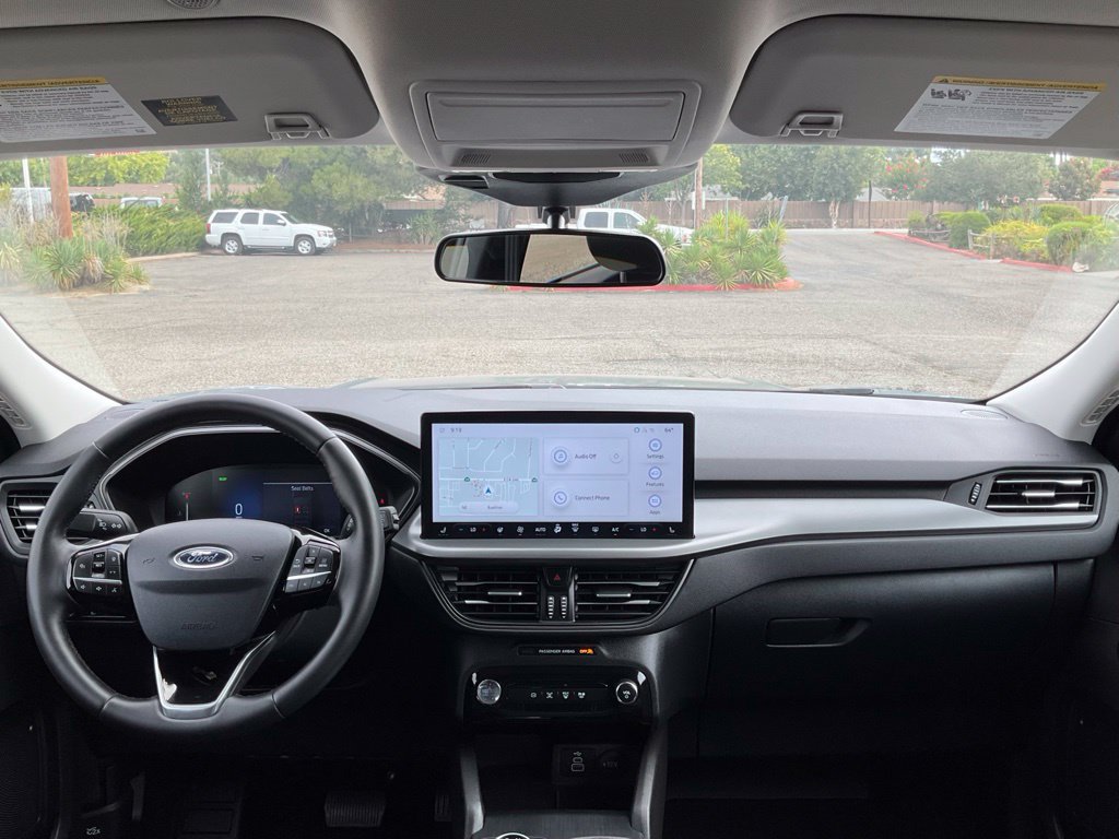 Certified 2024 Ford Escape SE FWD image 29